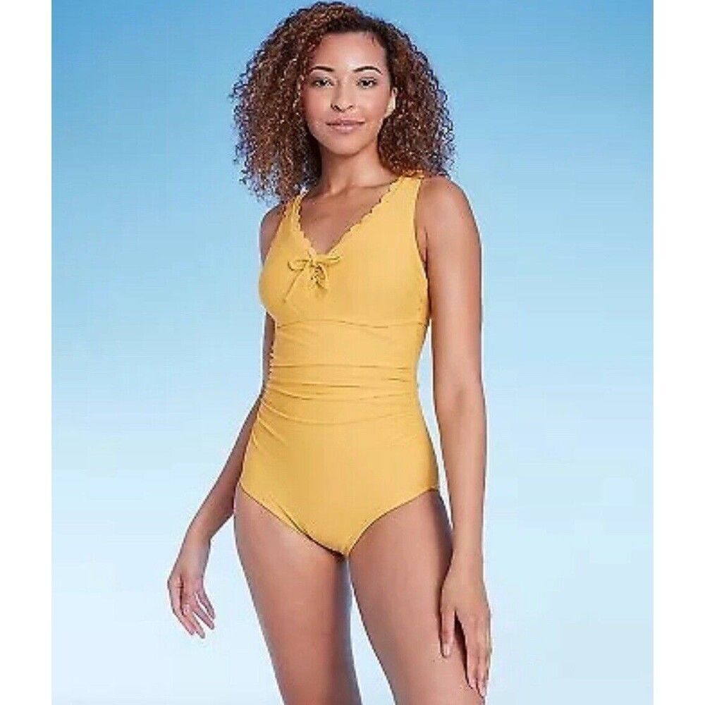 Women's Scallop Tie-Front Full Coverage Tummy Control One Piece Swimsuit -